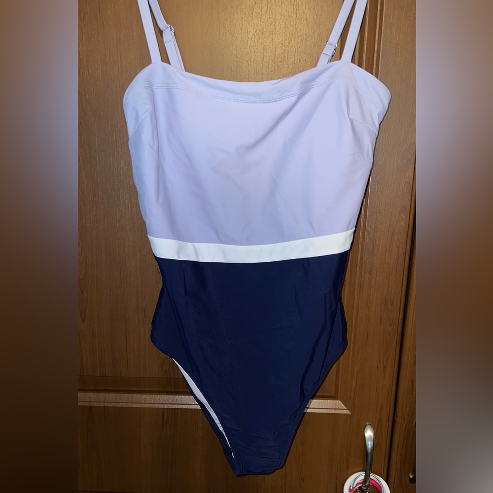 Brand New Cupshe color block one piece bathing suit